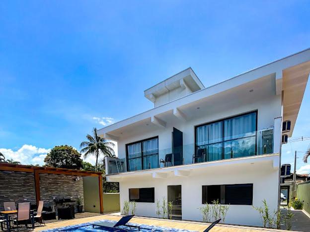 Home Aguas Da Barra 일랴벨라 외부 사진